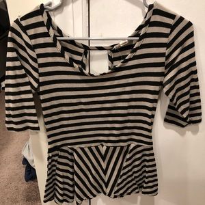 Black and Tan stripped 3/4 sleeve shirt